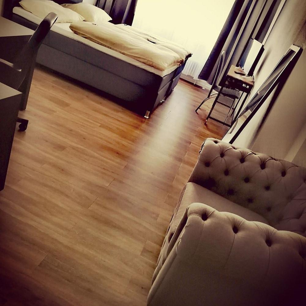 Altschwabing - Boutique 3* Munich